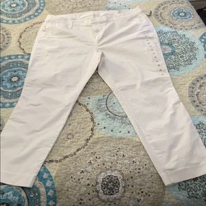 white cropped pants